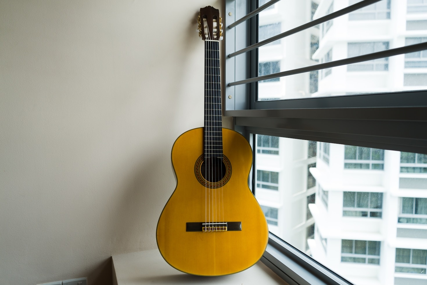 5 Tips to Improve Your Classical Guitar Technique